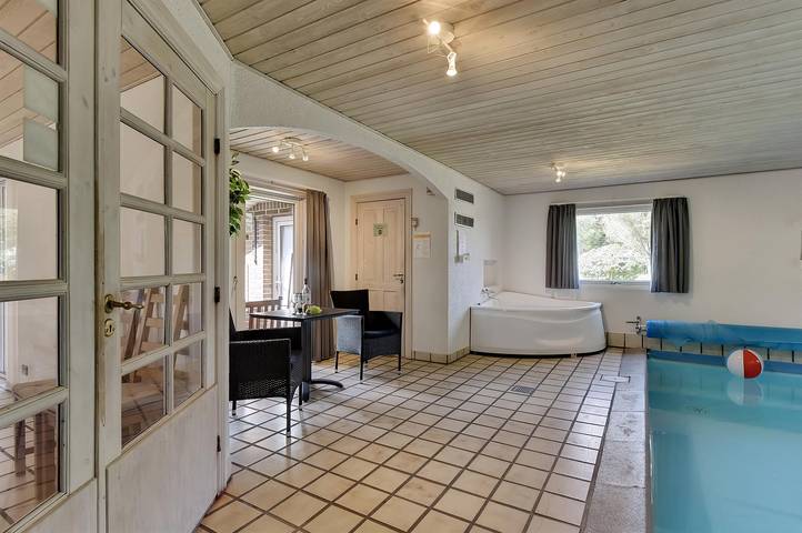 Ferienhaus für 10 Personen, mit Whirlpool und Terrasse sowie Sauna in Blavand - 4