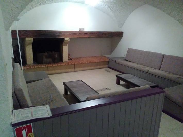 Gîte pour 100 personnes, avec jardin et terrasse en Provence-Alpes-Côte d'Azur - 4