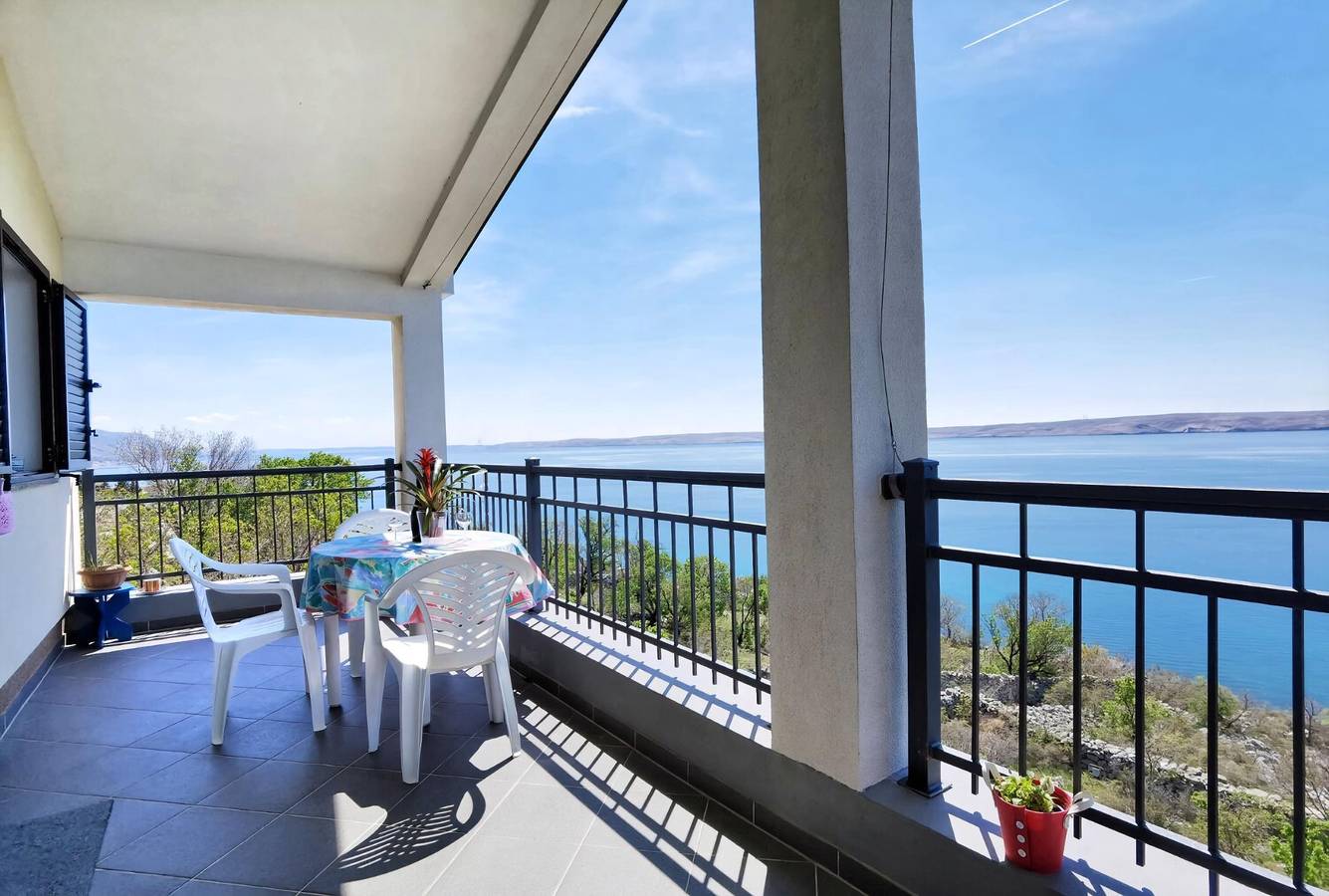 Cały apartament, Apartments Adria in Lukovo Šugarje, Velebit Nature Park