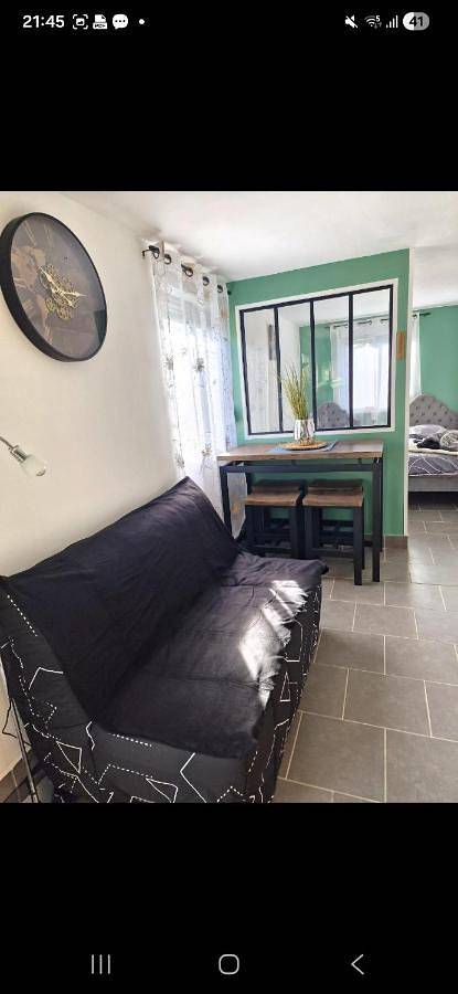 Location de vacances pour 2 personnes, avec vue ainsi que jardin et terrasse, animaux acceptés dans Landouzy-la-Cour - 2