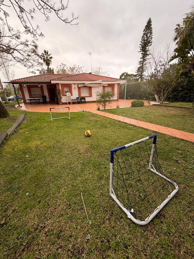 Chalet para 19 personas, con Balcón y Jacuzzi además de Terraza y Jardín en Huelva - 2