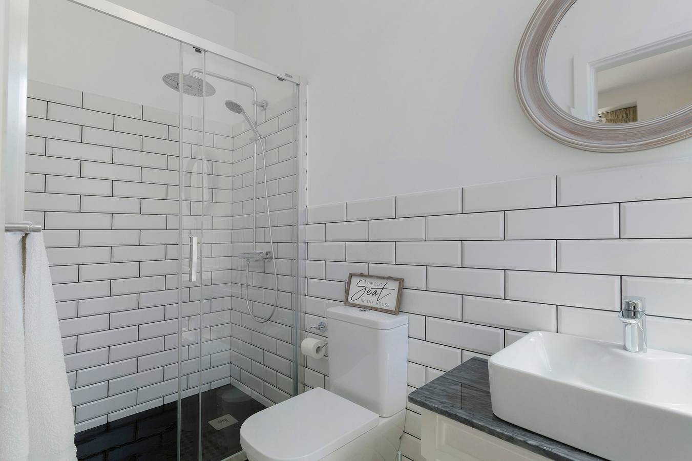 Ganzes Studio, Studio-Apartment '1' mit Gemeinschaftspool, Gemeinschaftsgarten und Wlan in São Martinho, Madeira