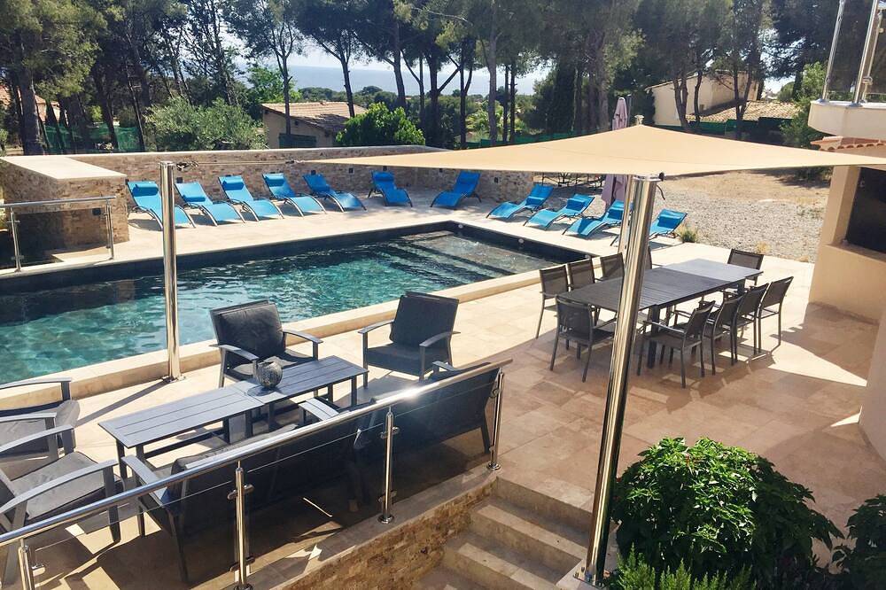 Villa Ma Paulo 300M2, Piscine Chauffée , Bord De Mer, 3500M2 De Terrain Clôturé in Sausset-les-Pins, Côte méditerranéenne (France)