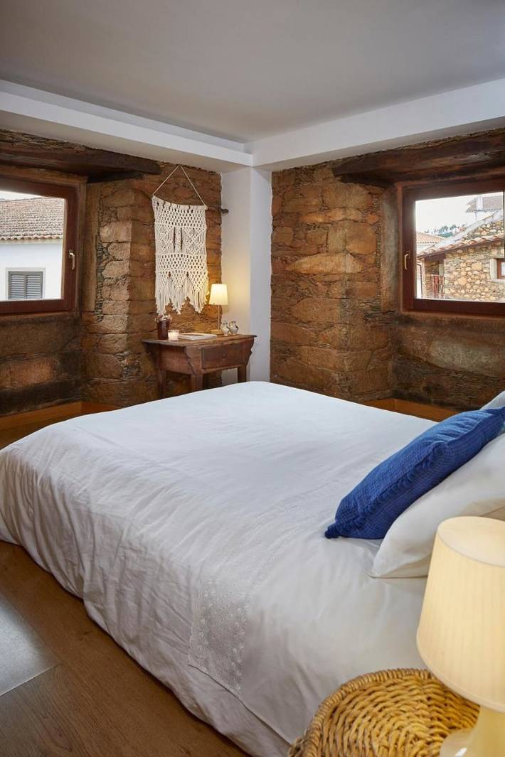 Cottage pour 13 personnes, avec terrasse, animaux acceptés dans Janeiro de Cima