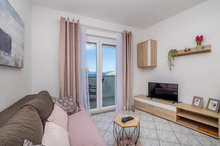 Ferienwohnung für 5 Personen, mit Balkon und Terrasse sowie Ausblick auf Krk - 3