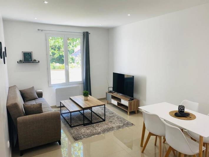 Location de vacances pour 6 personnes, avec terrasse et jardin à Villeparisis - 2