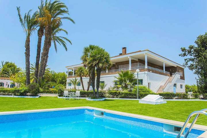 Finca für 8 Personen, mit Terrasse und Garten sowie Pool - 1