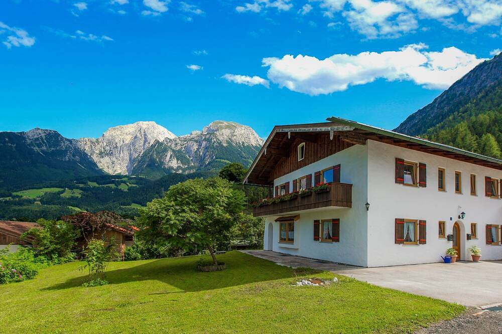 Ganze Wohnung, Ferienwohnung mit herrlichem Bergblick - Traumurlaub in den Bergen in Schönau am Königssee, Berchtesgadener Alpen