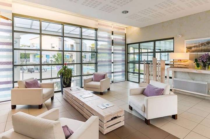 Gîte pour 4 personnes, avec Jacuzzi ainsi que Piscine et Sauna dans Plage de La Grande Côte - 4