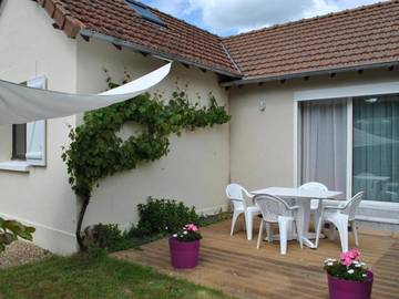 Gîte pour 2 personnes, avec terrasse et jardin à Montbazon