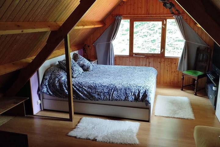 Charming Tyrolean cottage with private pool and mountain views nearby in Mungia, Bizkaia