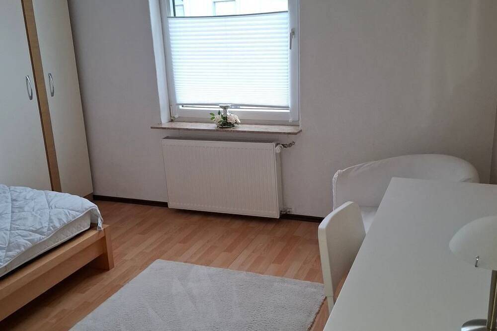 Ganze Wohnung, Private Ferienwohnung in Nordenham, großer Balkon in Nordenham, Wesermarsch