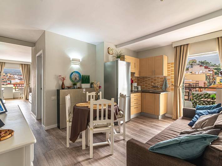 Apartamento entero, Apartamento céntrico en Puerto de la Cruz con piscina comunitaria in Puerto de la Cruz, Tenerife Norte