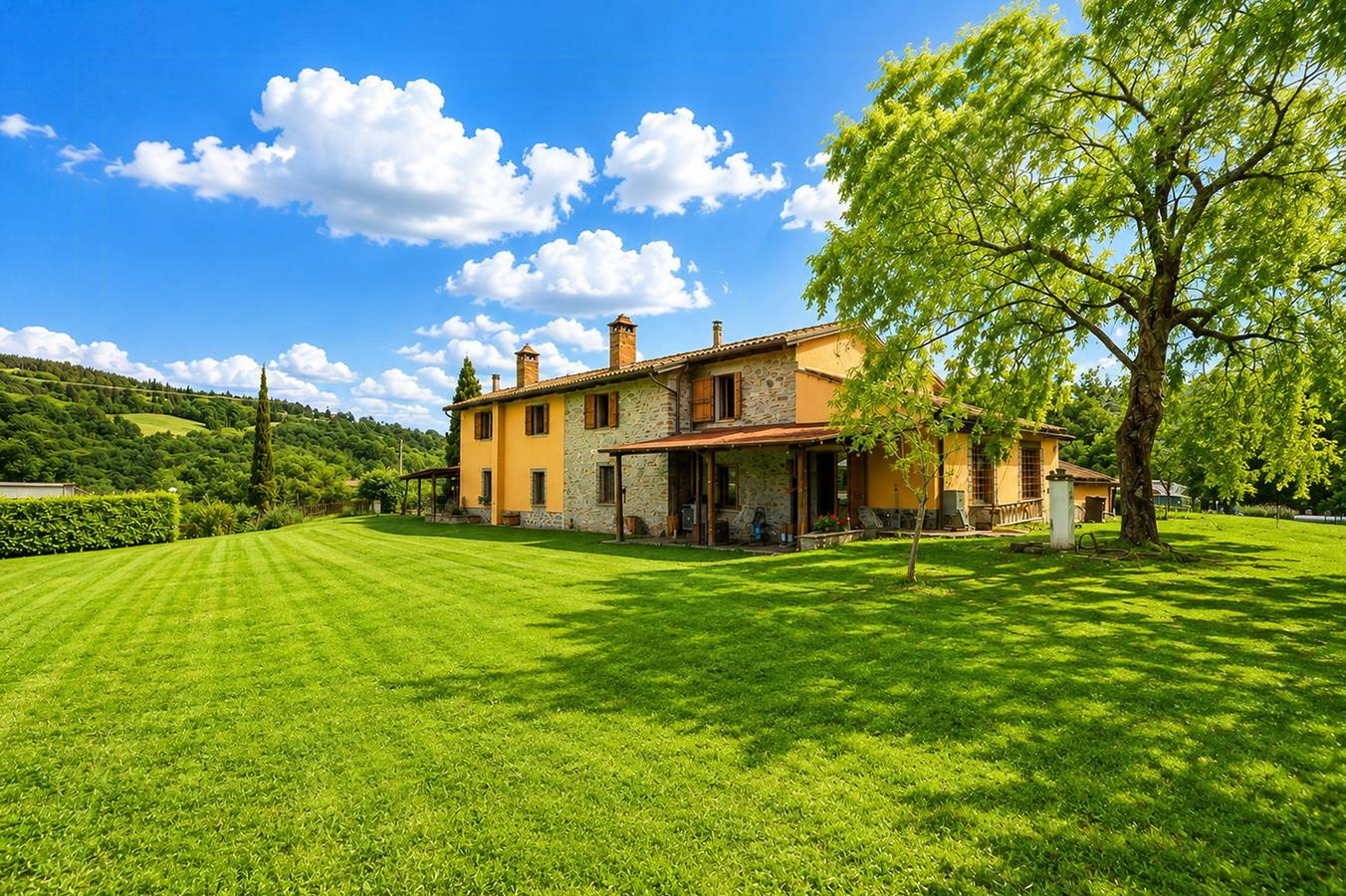 Casale con piscina a 3 km da Sansepolcro in Sansepolcro, Valtiberina