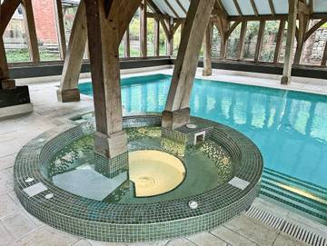 Holiday Rental for 4 People in Staffordshire, West Midlands, Photo 1
