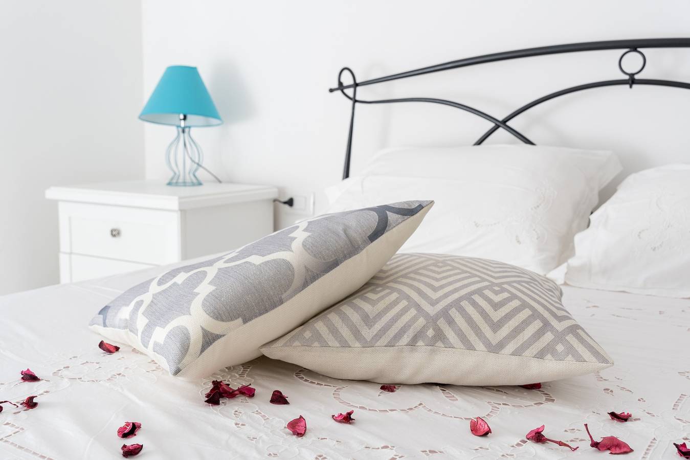 Appartement entier, Appartement 'Celeste' avec terrasse privée, Wi-Fi et climatisation in Orosei, Golfe d'Orosei