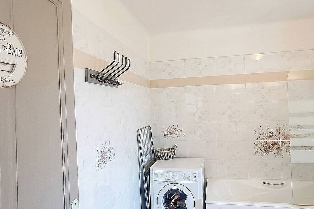 Country Cottage / Gite - Cabannes in Cabannes, Arles region
