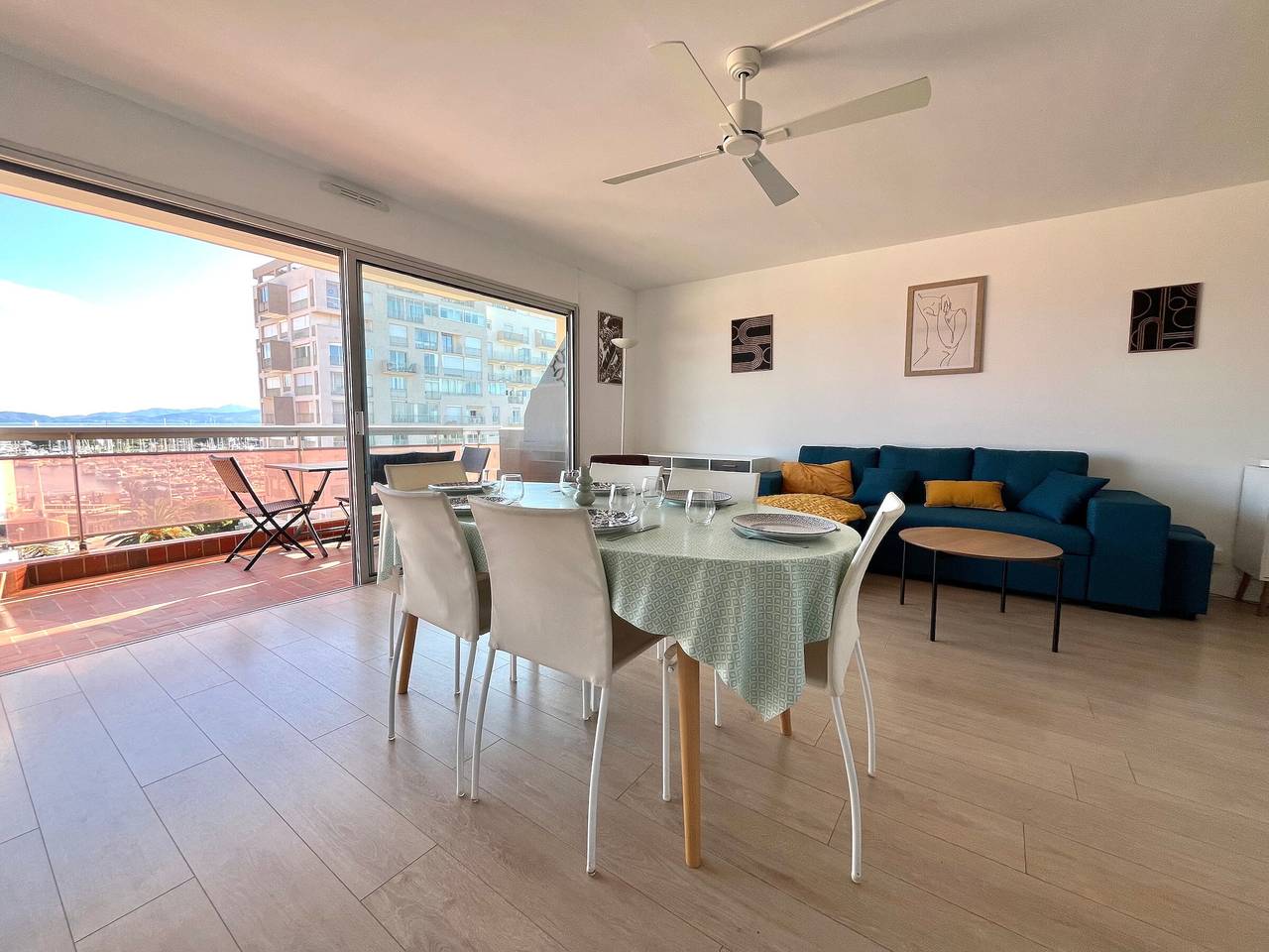 Appartement entier, Appartement T3 au Port de Saint-Cyprien avec Terrasse et Climatisation in Saint-Cyprien-Plage, Saint-Cyprien