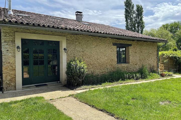 Location de vacances pour 15 personnes, avec jardin et terrasse à Labastide-d'Armagnac