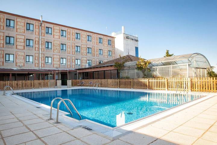 Hotel para 2 personas, con terraza además de sauna y piscina - 1