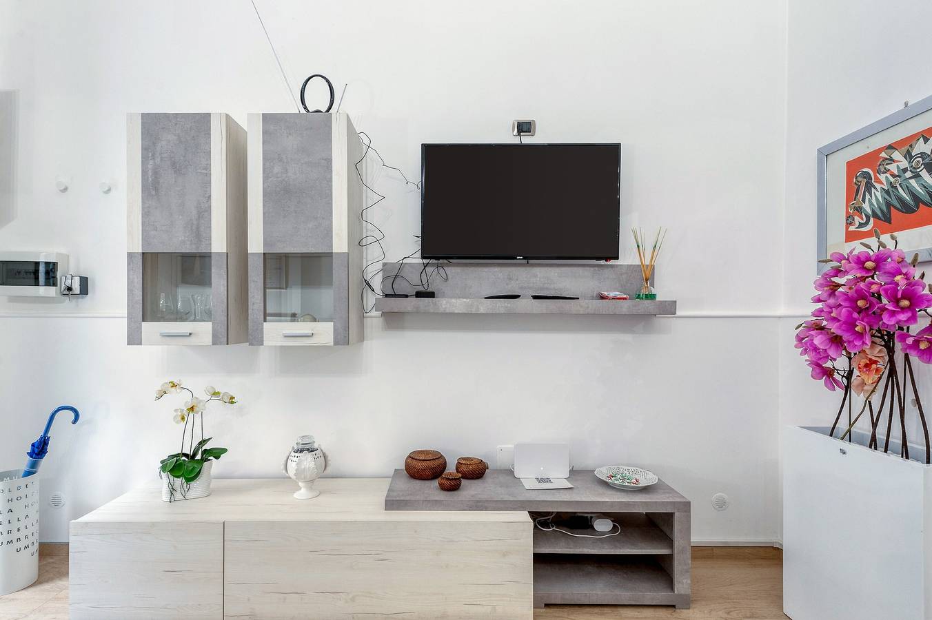 Appartement entier, Appartement 'Conte Cavour' avec terrasse privée, Wi-Fi et climatisation in Brindisi, Salento