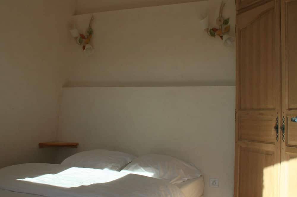 Large Sheepfold in the back country of Nice, heated swimming pool, wifi... in Toudon, Nizza und Umgebung