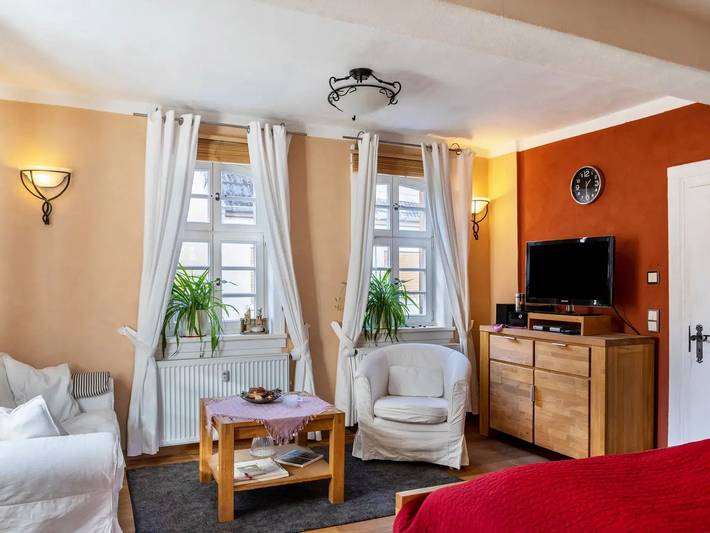 Ganze Wohnung, Ferienwohnung Neele - Ferienwohnung mit 49qm, 1 separates Schlafzimmer, max. 4 Personen in Lauterbach, Vogelsberg Region