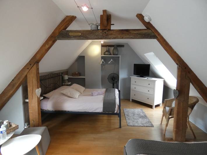 Chambre d’hôte pour 5 personnes, avec jardin dans le Calvados - 2