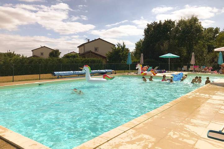 Location de vacances pour 4 personnes, avec jardin et piscine à Vasles - 4