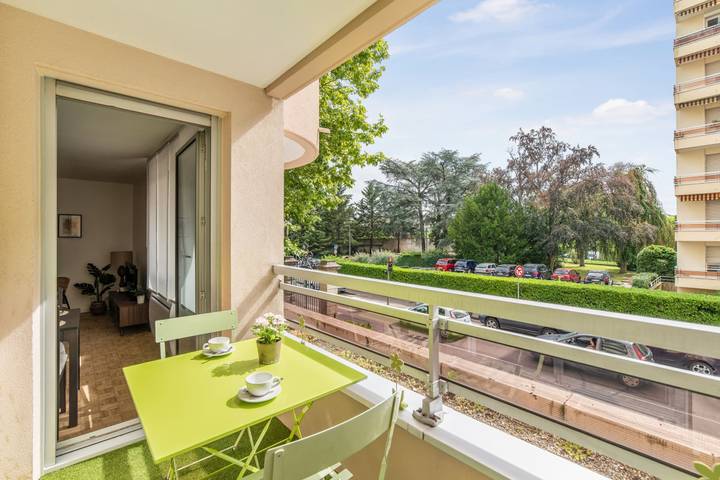 Gîte pour 4 personnes, avec Balcon et Jardin à Caluire-et-Cuire