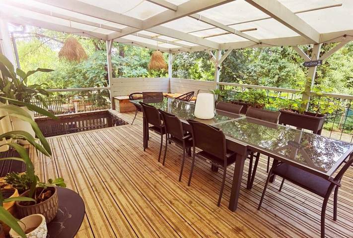 Gîte pour 12 personnes, avec jardin à Tillières