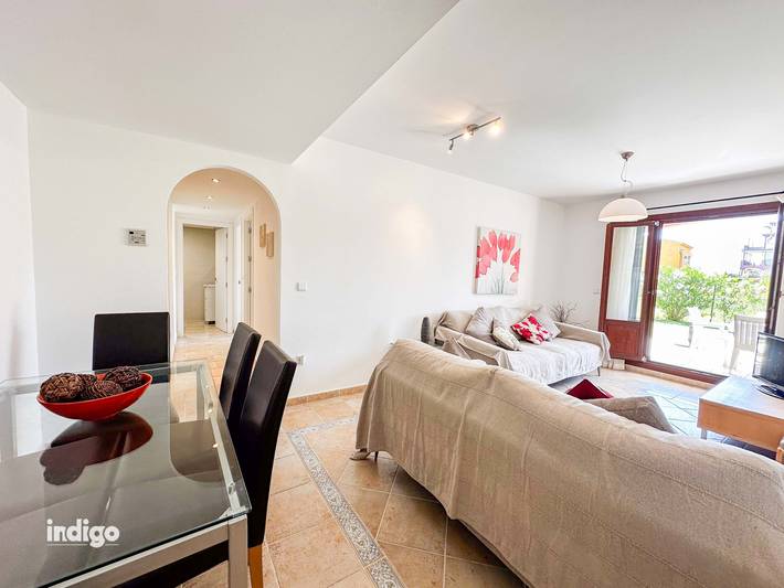 Apartamento de vacaciones para 6 personas, con terraza además de jardín y piscina para niños - 1