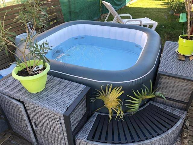 Double Room with Private Bathroom in Chaumont, Haute-Marne