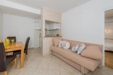 Ferienwohnung für 4 Personen in Podstrana, Split-Dalmatien, Bild 1