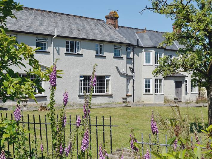 Cottage for 10 people, with Garden in Devon