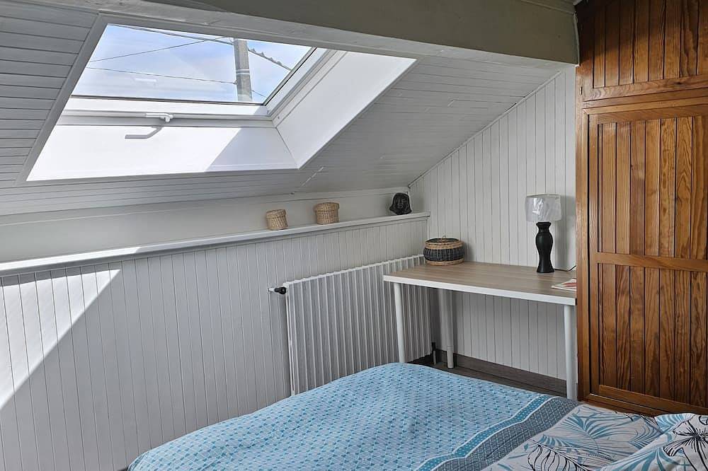 Entire apartment, Appartement Indépendant à 10 Minutes D'annecy, Juste à Côté des Chemins de Rando in Poisy, Annecy region