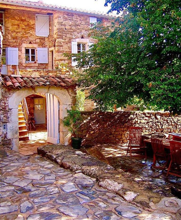 Maison d’hôte pour 2 personnes, avec Jacuzzi et Terrasse ainsi que Jardin et Vue à Les Vans