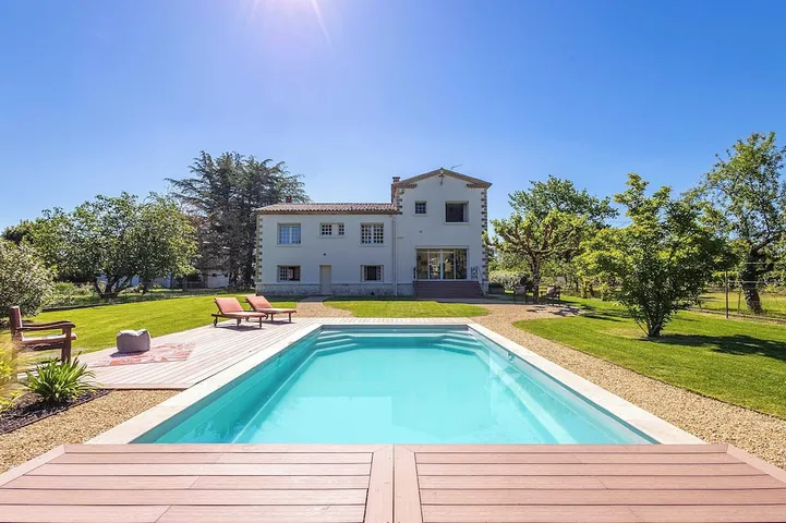 Ferienhaus für 4 Personen, mit Pool und Garten - 1