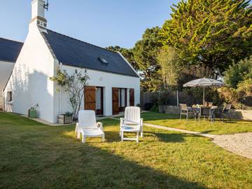 Gîte pour 5 personnes, avec terrasse et jardin à Trégunc