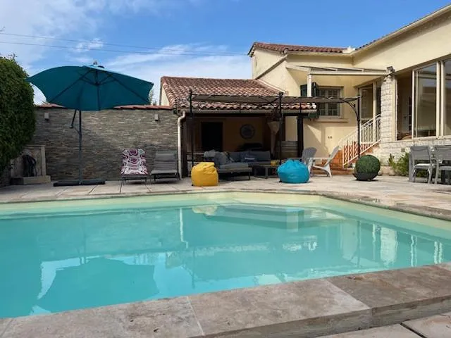 Chalet para 4 personas, con jardín y piscina, Se admiten mascotas - 1