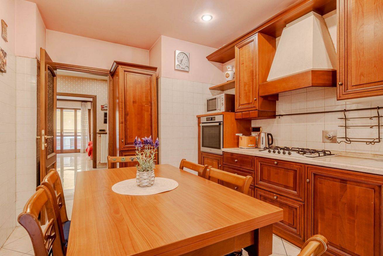 Apartamento entero, Guesthost - Stylish Retrò Apartment X6 in Turin in Turín, Provincia de Torino