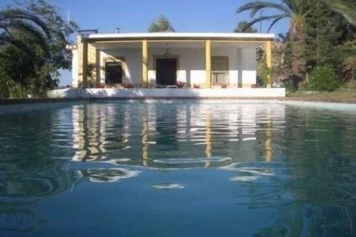 Gîte pour 10 personnes, avec jardin - 1