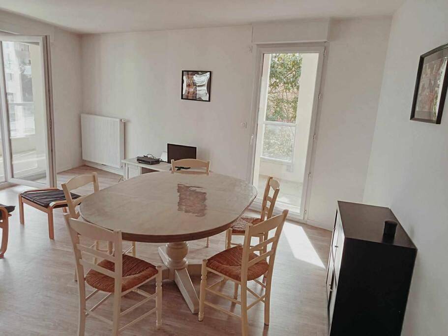 Appartement entier, Appartement avec grand balcon in Angers, Région d'Angers