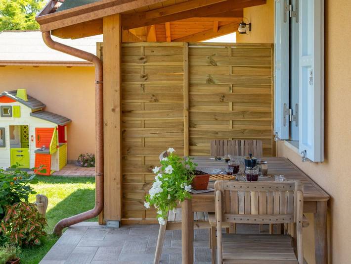 Baita per 2 persone, con giardino in Umbria