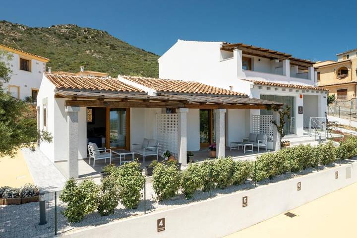 Ferienhaus für 2 Personen, mit Terrasse und Garten sowie Ausblick in Lu Fraili di Sopra
