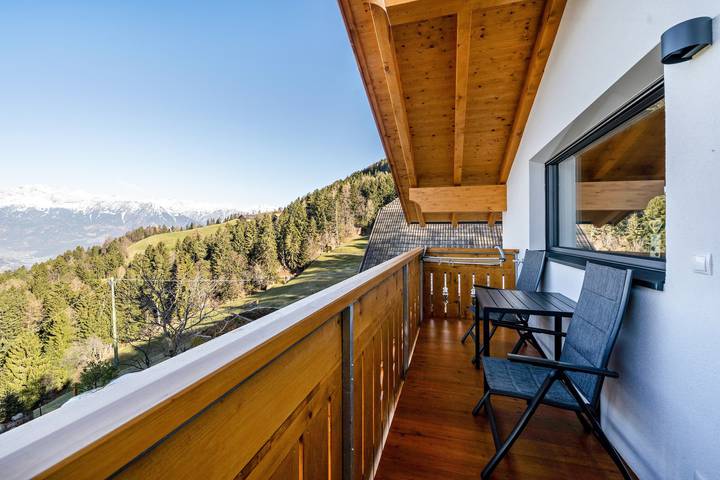 Ganze Wohnung, Ferienwohnung Gruberhof mit Bergblick, Gemeinschaftsgarten und WLAN in Vöran, Sarntaler Alpen