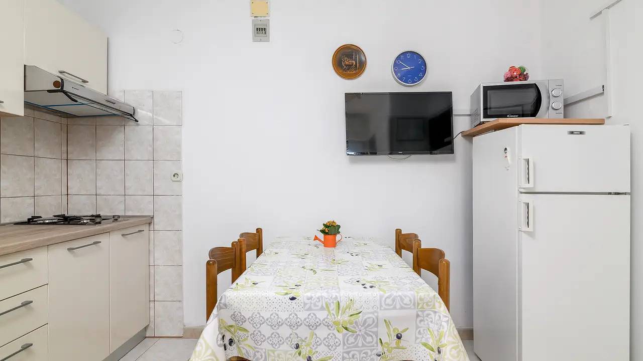 Ganze Ferienwohnung, Ferienwohnung für 4 Personen (32 m²) in Banjole in Banjole, Südküste Istrien