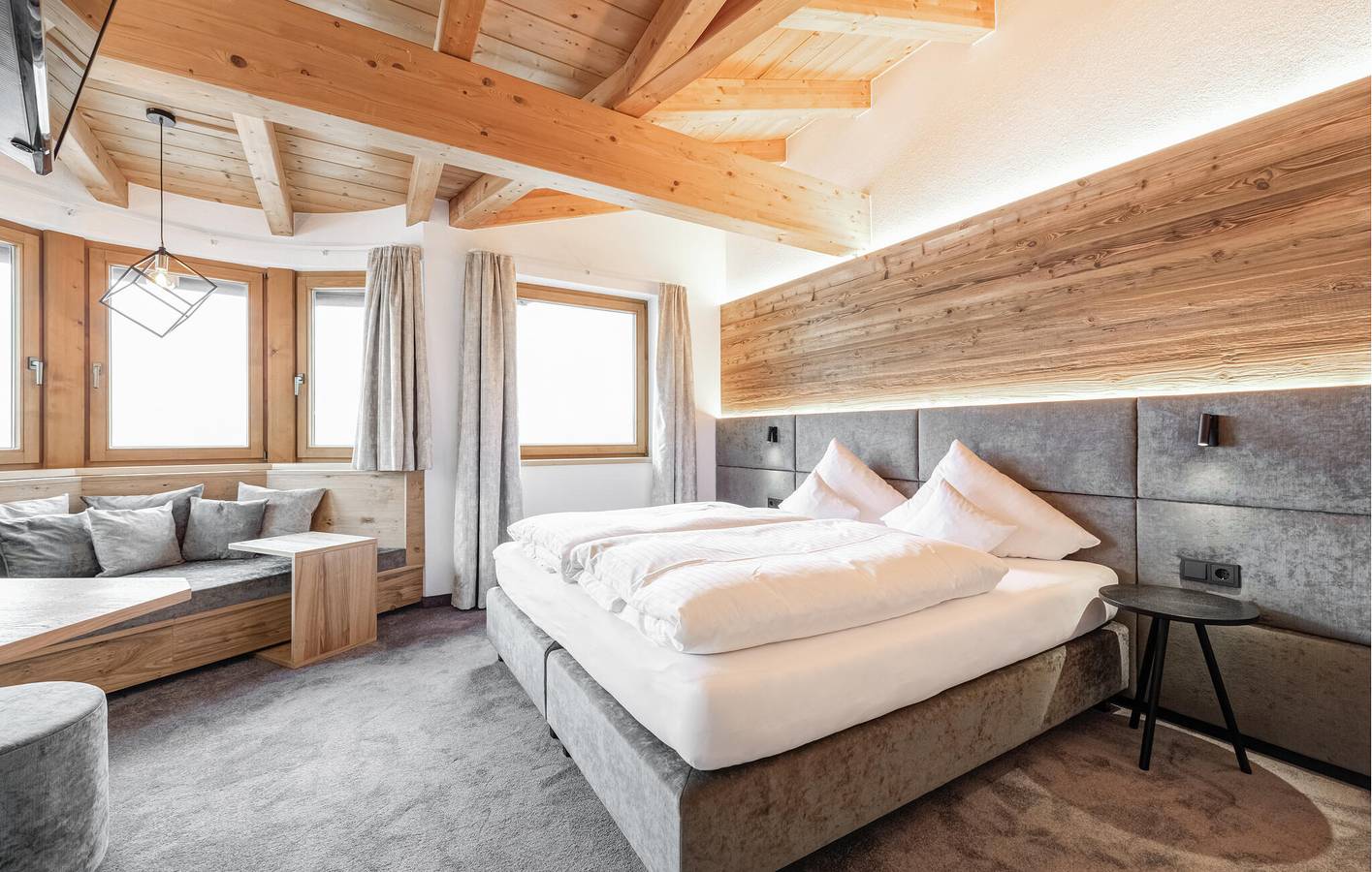 Hel ferieleilighet, Ferieleilighet for 4 personer med terrasse in Lechtal Alps, Sankt Anton am Arlberg