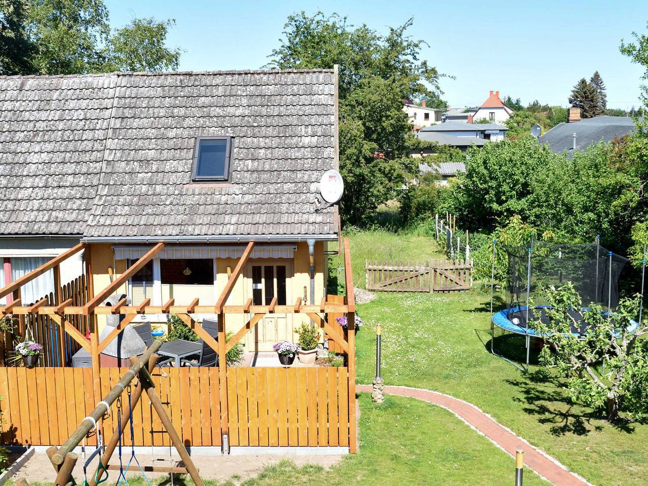 Ganze Ferienwohnung, Ferienhaus in idyllisch ruhiger Randlage - Ferienhaus in Ribnitz-Damgarten, Vorpommern