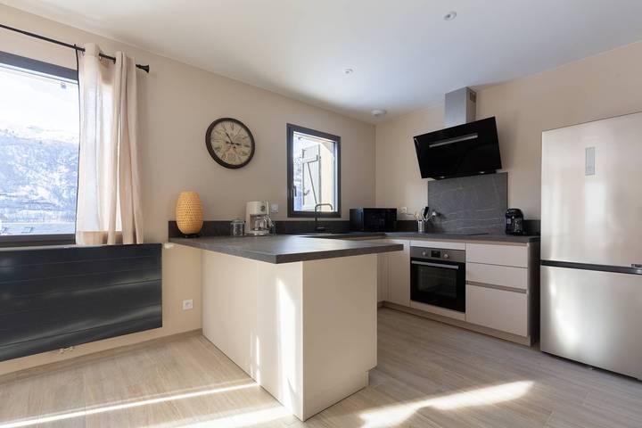 Gîte pour 7 personnes, avec balcon, adapté aux familles à Loudenvielle - 2